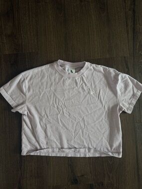 Nike Cropped Tee in Pale Lavender